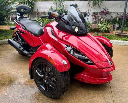CAN-AM SPYDER RS-S 